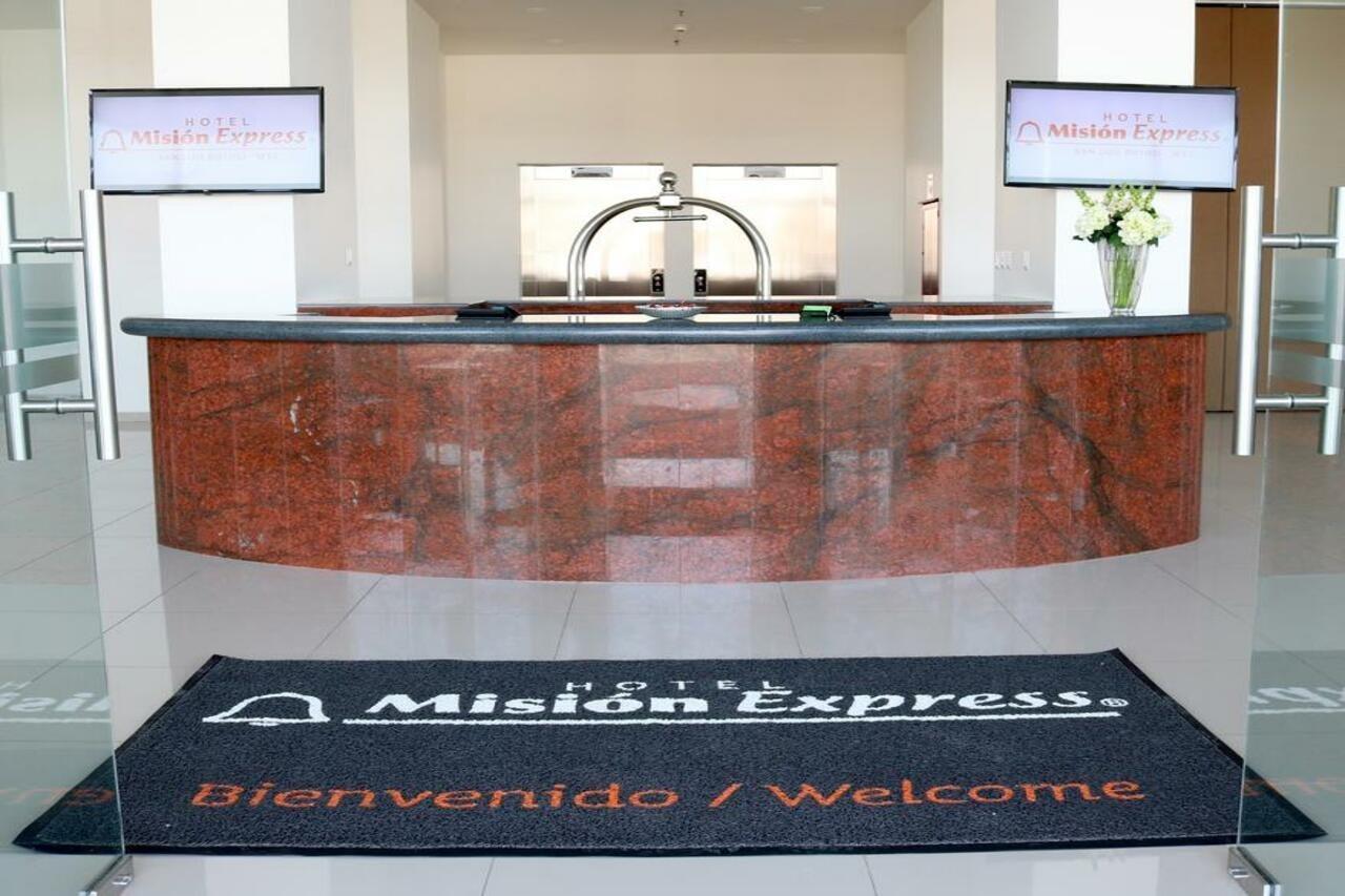 Mision Express San Juan Del Rio Otel Dış mekan fotoğraf