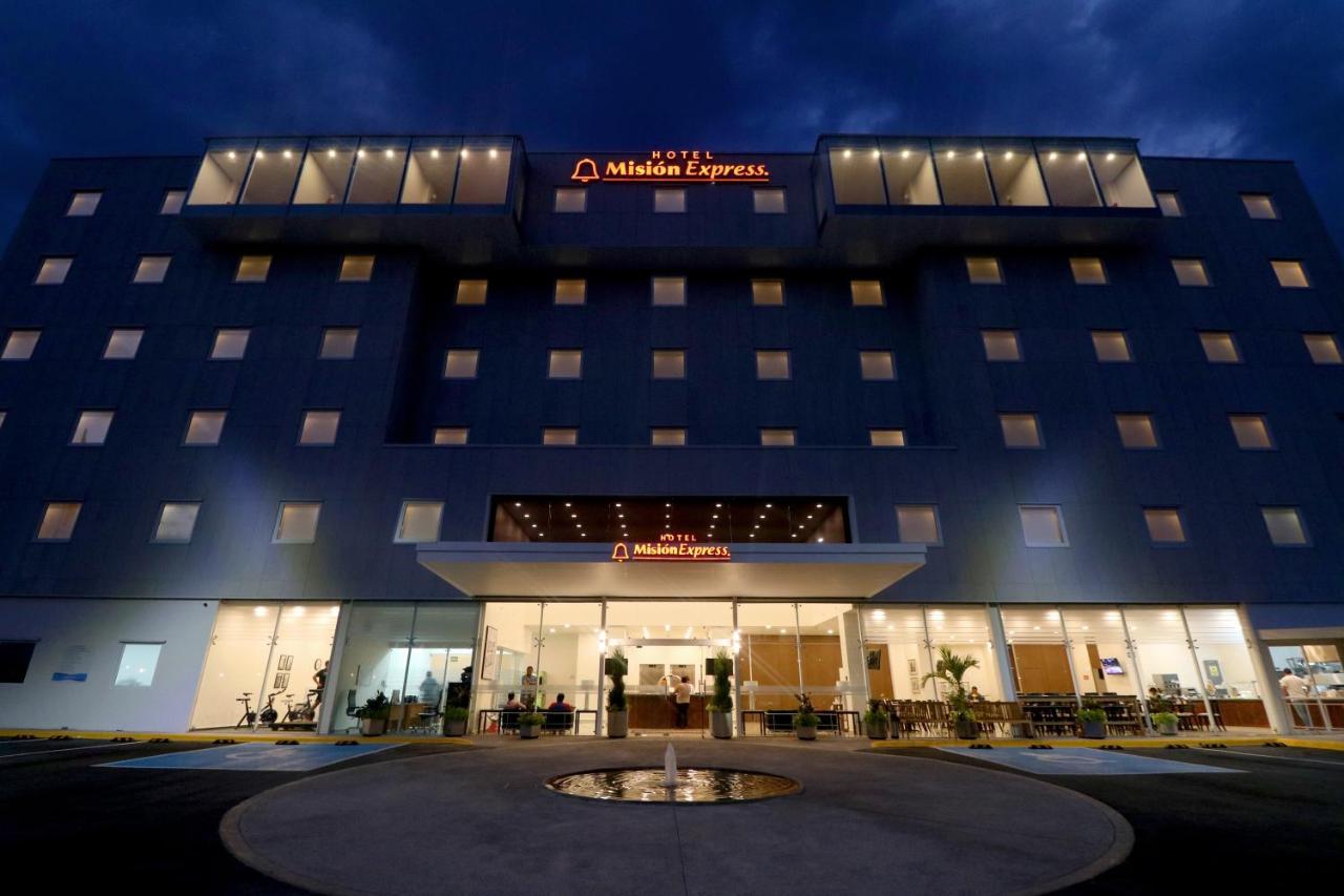 Mision Express San Juan Del Rio Otel Dış mekan fotoğraf