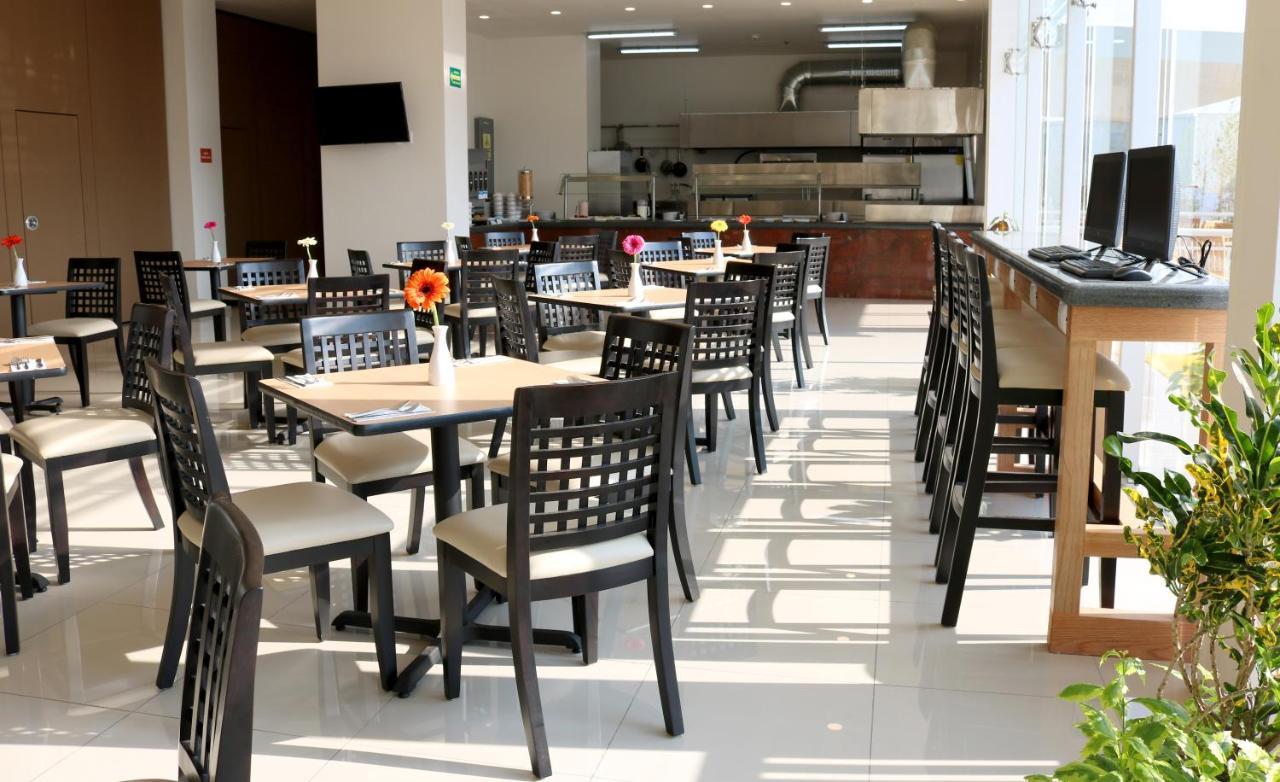 Mision Express San Juan Del Rio Otel Dış mekan fotoğraf