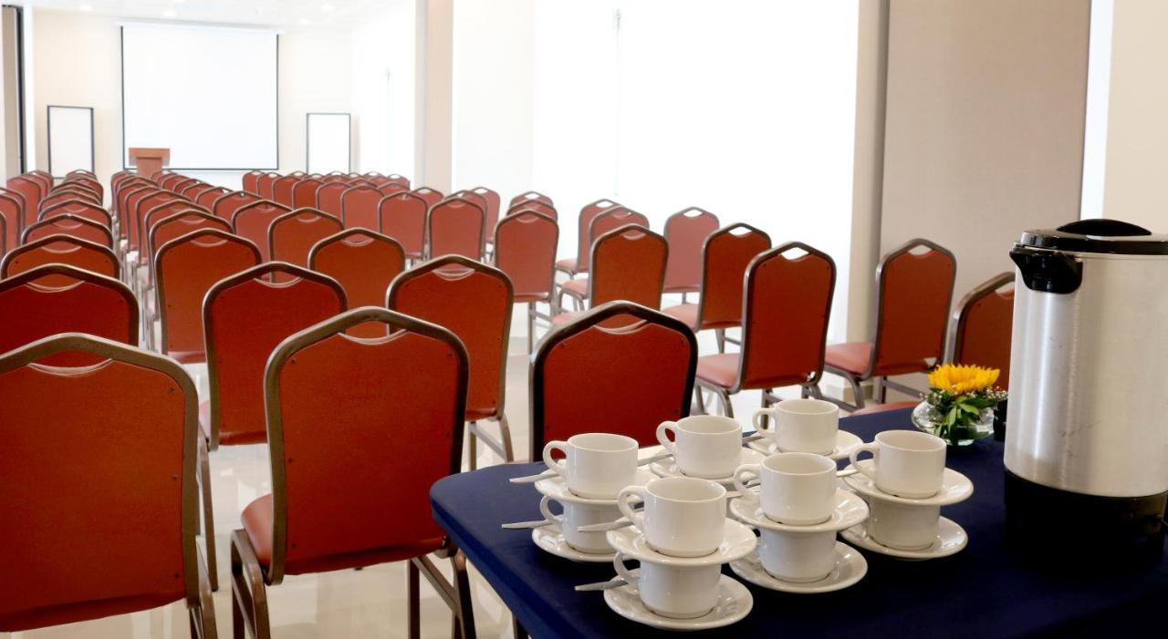 Mision Express San Juan Del Rio Otel Dış mekan fotoğraf
